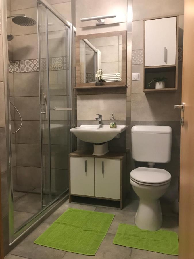 Orchidea Apartman Hegyko Luaran gambar