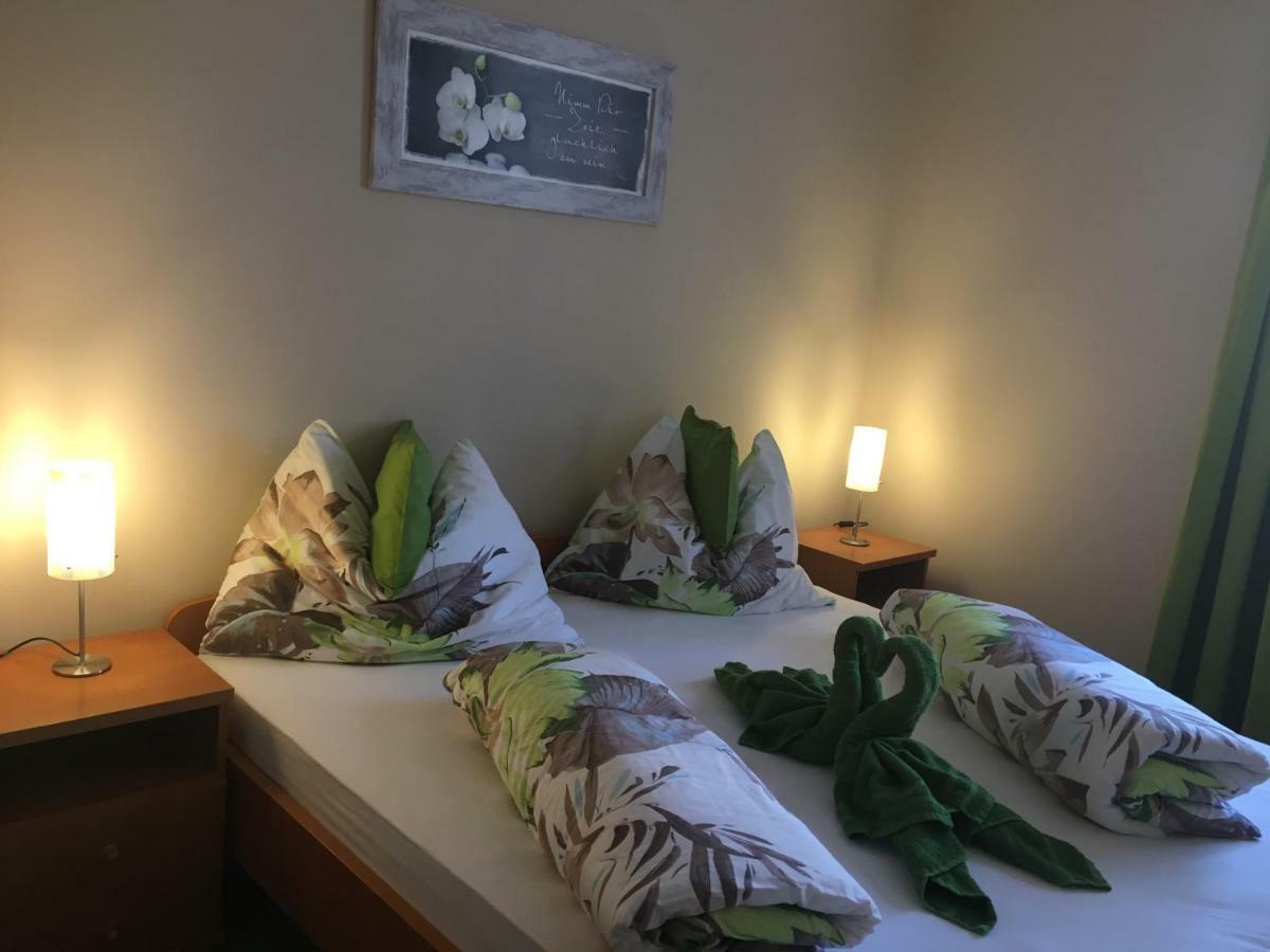 Orchidea Apartman Hegyko Luaran gambar